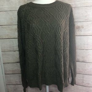 Time and Tru crew neck green sweater